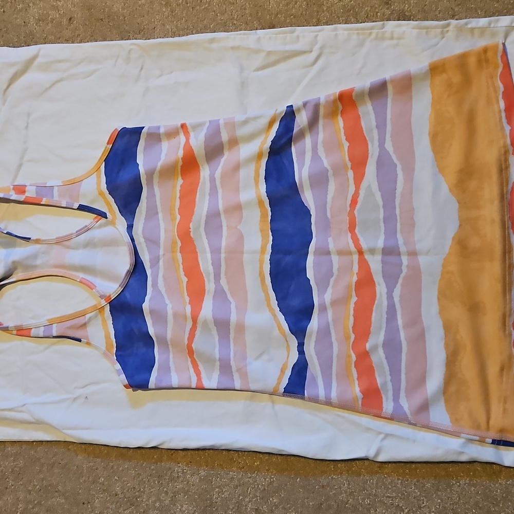 Size 6 Tank